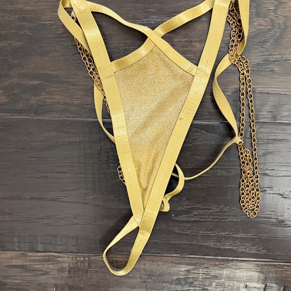 Yandy Gold Strappy Lingerie Set - Picture 4 of 9